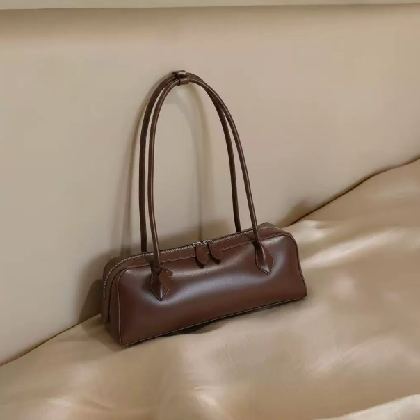 2026 New Women's Underarm Bag Croissant Bag Minimalist High-End Handheld Light Commuter Satchel