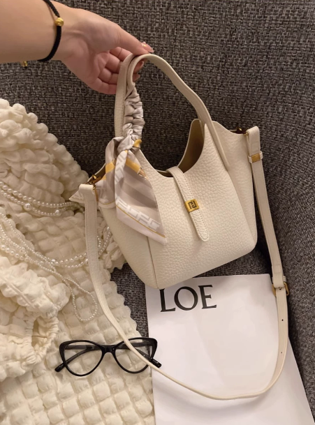 High-end and chic niche bucket bag for women, 2026 new arrivals, versatile handbag for carrying, single shoulder, crossbody, and tote bag