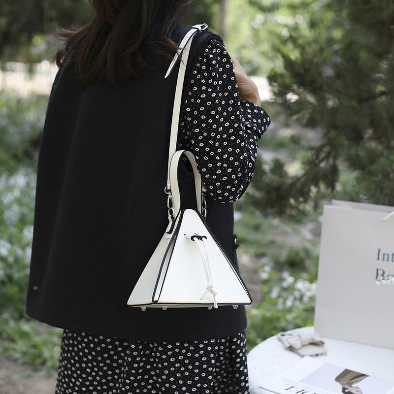 European and American retro hand-held triangle bag new niche design trendy women's bag ins single shoulder crossbody bag