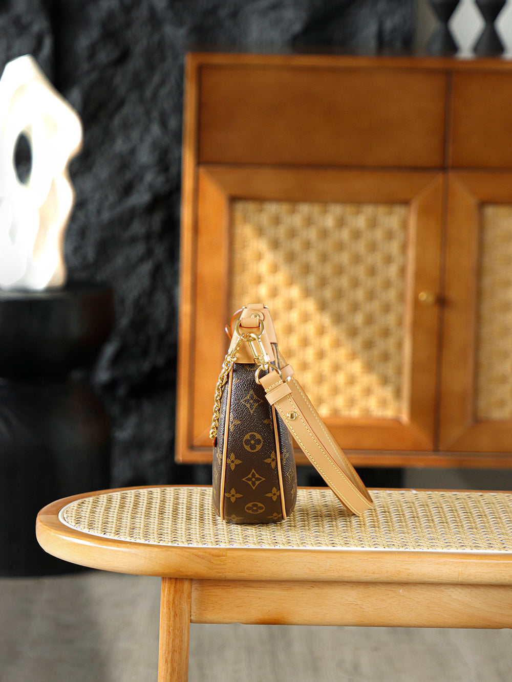 Used LV luxury handbag versatile for commuting, dirt resistant, crescent shaped silhouette design