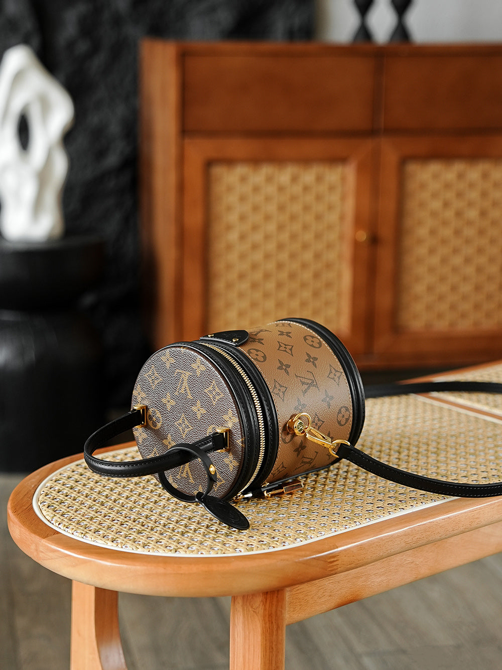Used LV Wealth Bucket Vintage Bag Used Luxury Bucket Bag Versatile Artifact Fashion Item
