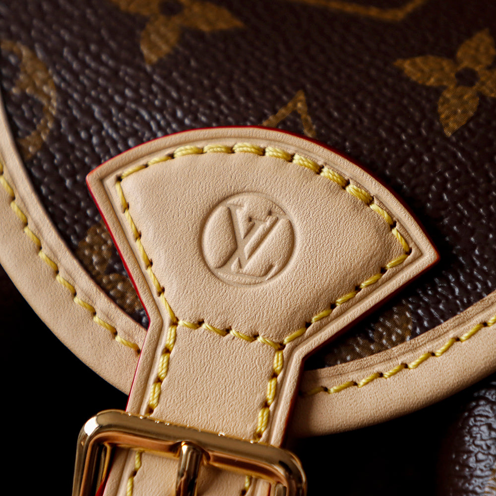 Louis Vuitton second-hand luxury goods, old money style, fashionable and versatile commuting