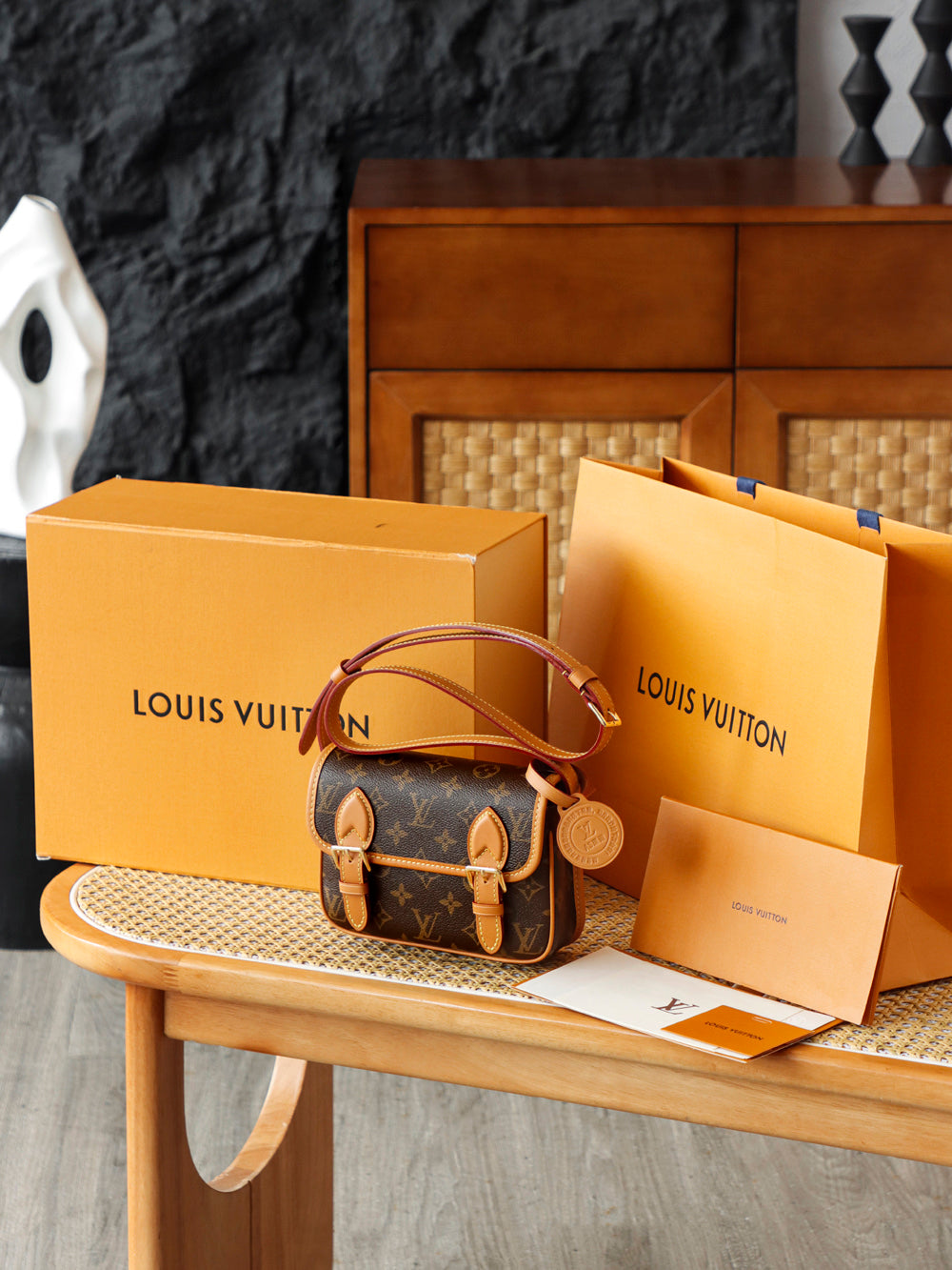 Mini small square bag, second-hand luxury goods, Louis Vuitton versatile, large capacity diagonal cross square bag
