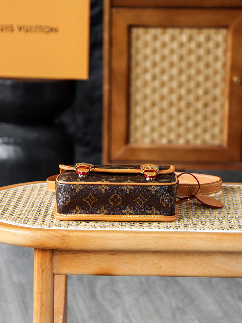 Mini small square bag, second-hand luxury goods, Louis Vuitton versatile, large capacity diagonal cross square bag